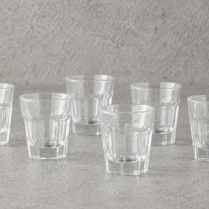 طقم كاسات زجاج شفاف مكوّن من 6 كاسات