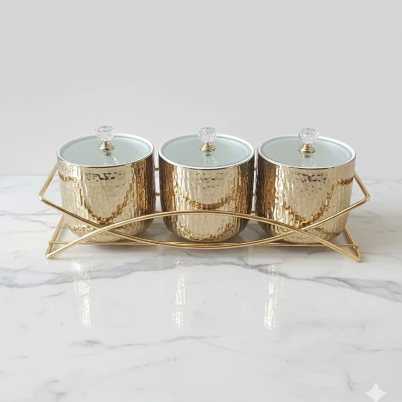 طقم علب (سكرية/توابل) فاخر بلون ذهبي مطرّق