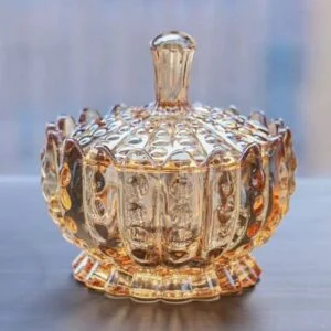 سكرية زجاجية بغطاء عسلي  مصنوعة من زجاج