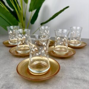طقم كاسات شاي عدد 6 كاسة و 6 تبسية