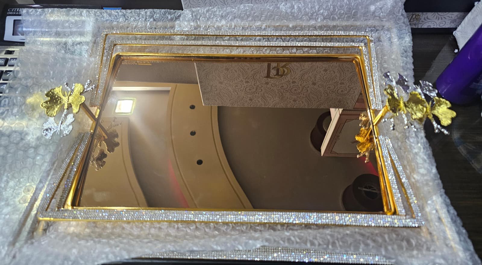 طقم صواني مجوز بسطح مرآة عاكس وإطار ذهبي - الصورة 2