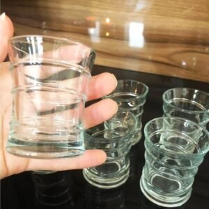 طقم كاسات زجاج شفاف مكوّن من 6 كاسات