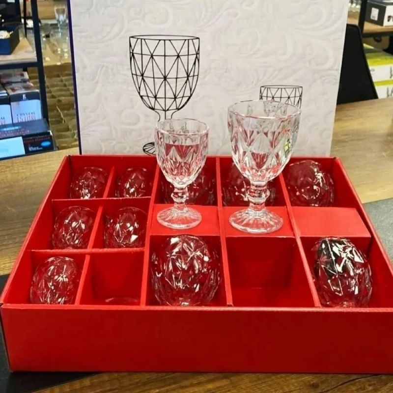 طقم كؤوس زجاجية فاخرة 6 كاسة كبير و 6 كاسة صغير